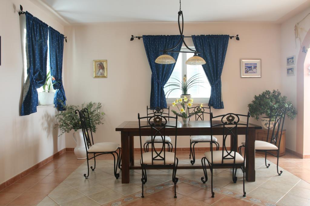 Apartment Parlov Rogoznica Szoba fotó